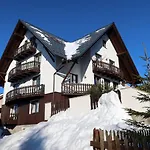 Alice I- By Interhome Apartman *